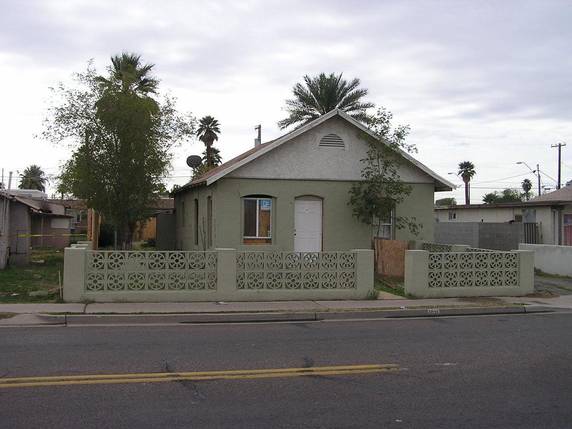 1021 E Roosevelt St., Phoenix, AZ 85006