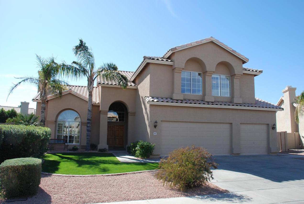 3825 E Amberwood Dr., Phoenix, AZ 85048