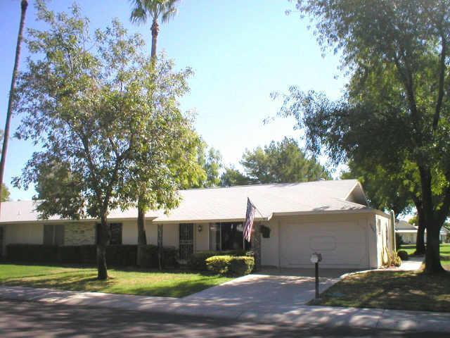19033 N Lake Forest Dr., Sun City, AZ 85373