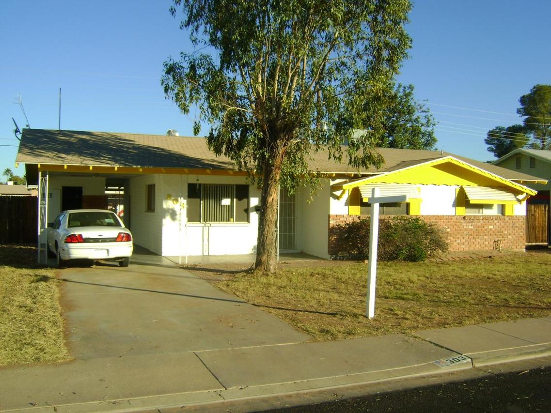 303 N Hall St., Mesa, AZ 85203