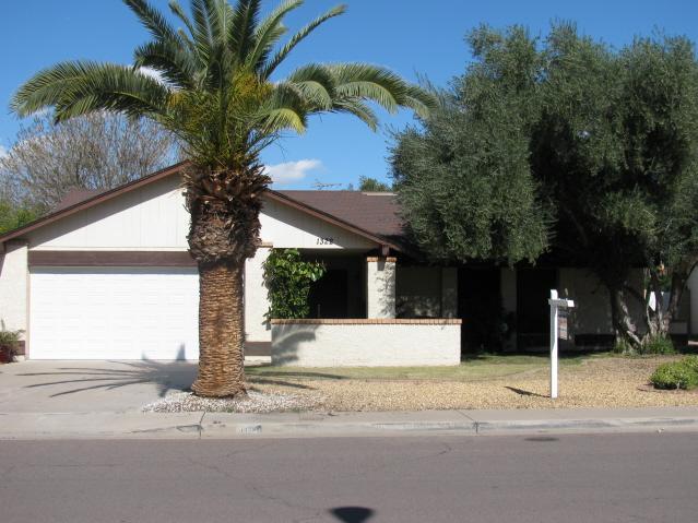 1322 W Stottler Dr., Chandler, AZ 85224