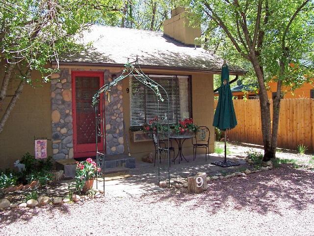 9 Apple Ln., Christopher Creek, AZ 85541