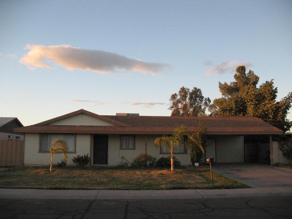 8630 W Earll Dr., Phoenix, AZ 85037