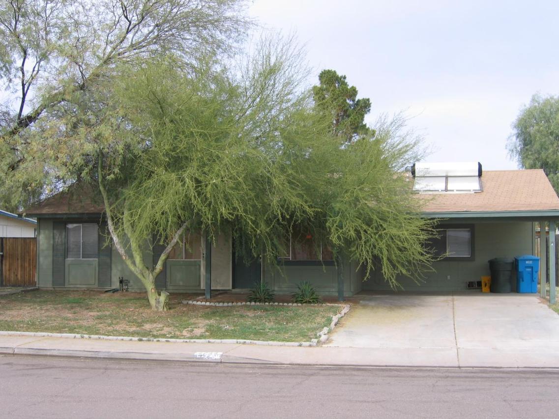 2744 E John Cabot Rd., Phoenix, AZ 85032