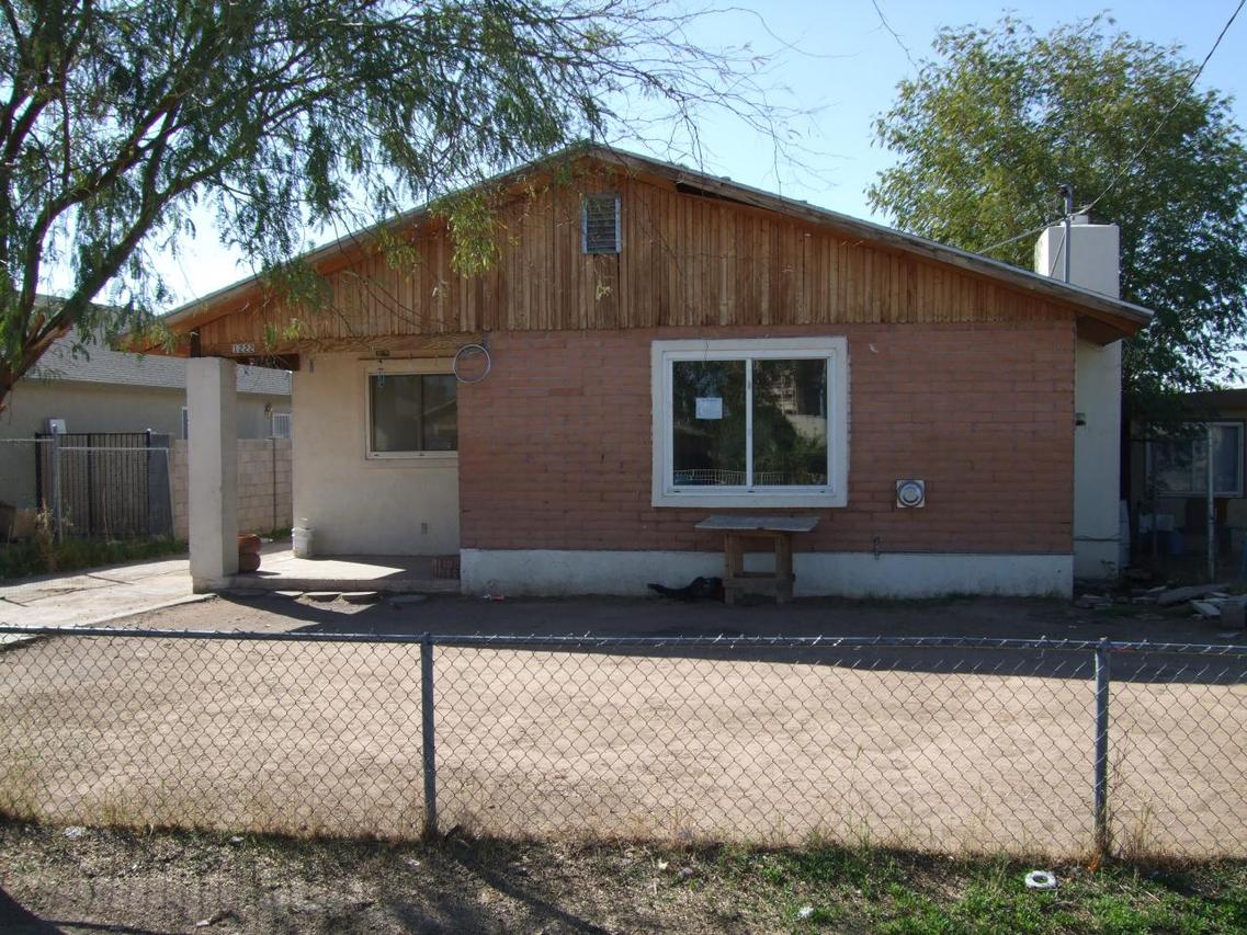 1222 S 9th Ave., Phoenix, AZ 85007