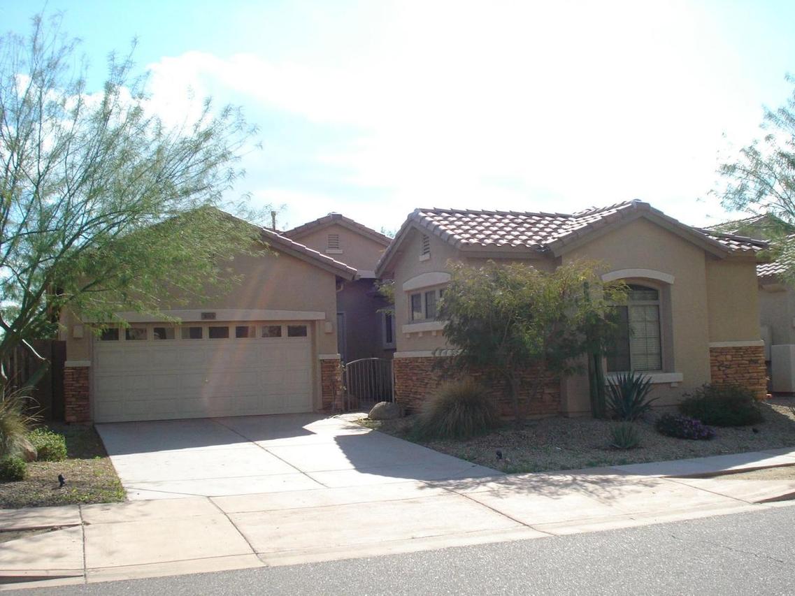 3013 W Espartero Way, Phoenix, AZ 85086