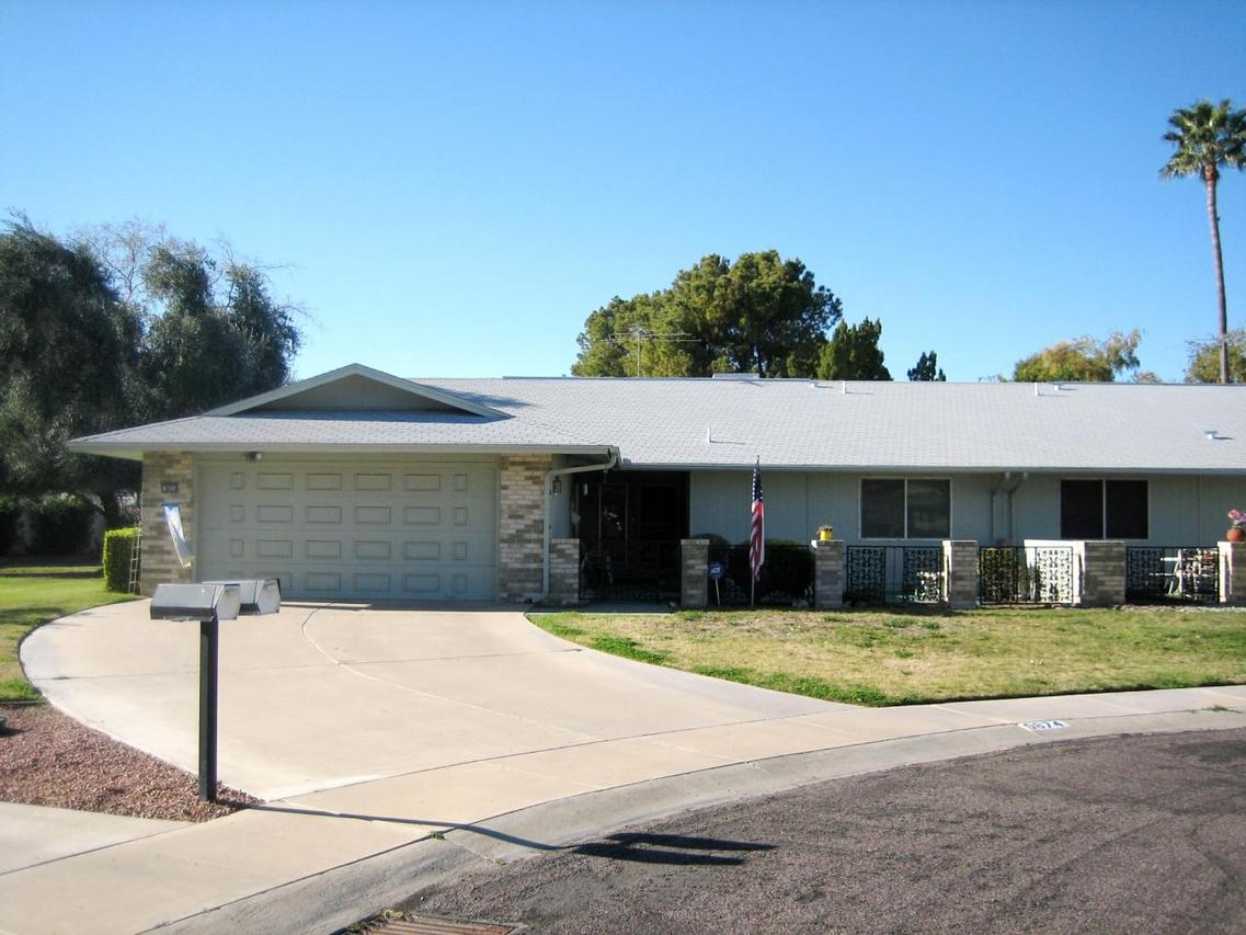 9874 W Country Club Ct., Sun City, AZ 85373
