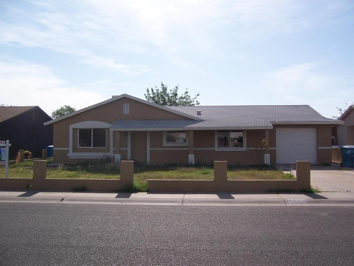 2048 N 53rd Ave., Phoenix, AZ 85035