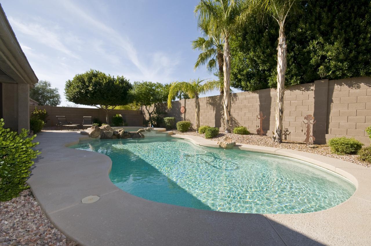 16402 S 16th Ave., Phoenix, AZ 85045