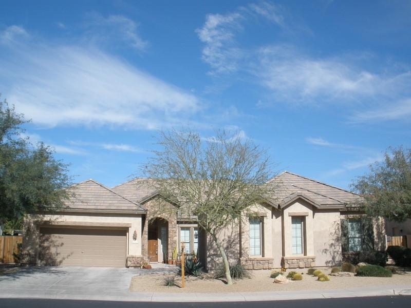 2304 E Grand Canyon Dr., Chandler, AZ 85249