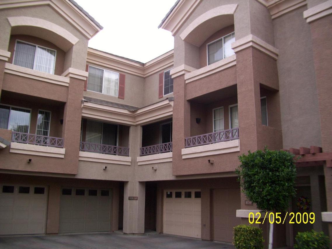 4455 E Paradise Village Pkwy. #1029, Phoenix, AZ 85032