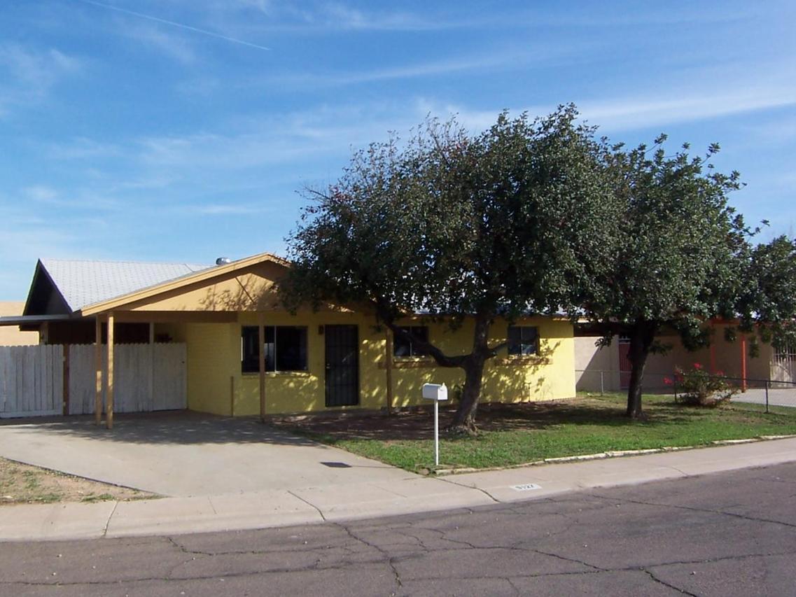 9127 N 44th Ave., Glendale, AZ 85302