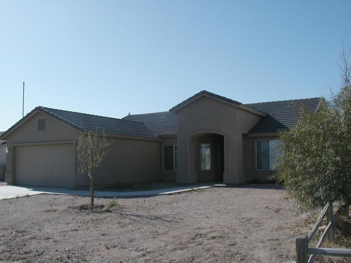 10135 W Arvada Dr., Arizona City, AZ 85123