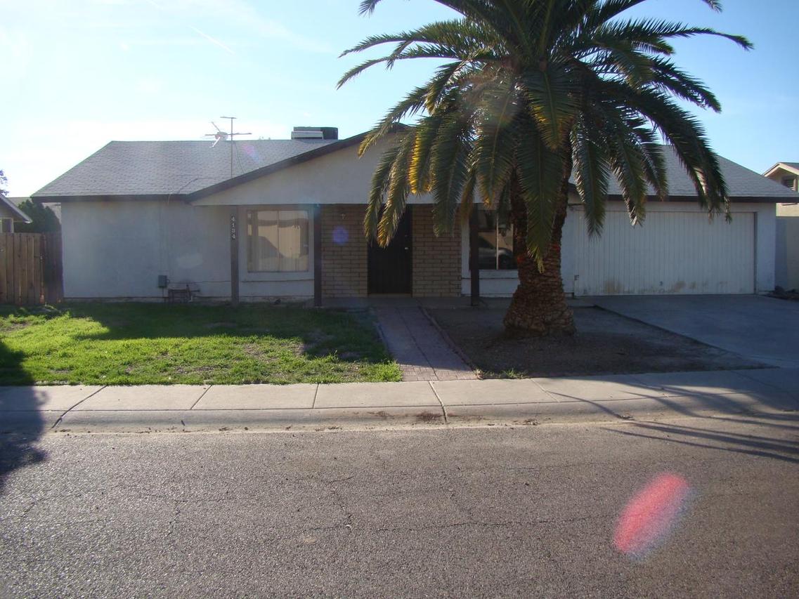 4134 N 86th Ave., Phoenix, AZ 85037