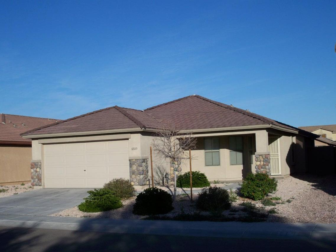 6925 S 50th Glen, Laveen, AZ 85339