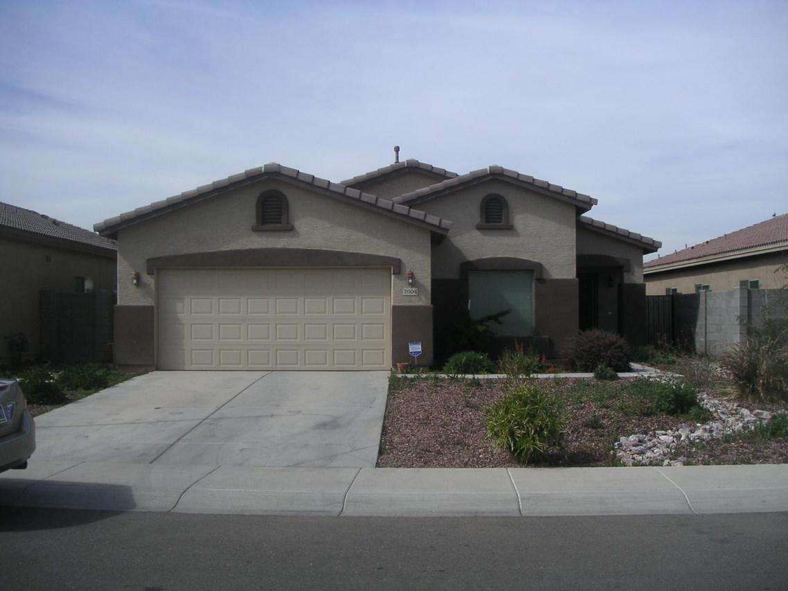 7004 S 21st Dr., Phoenix, AZ 85041