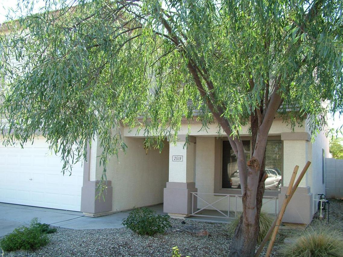 2519 W Running Deer Tr., Phoenix, AZ 85085