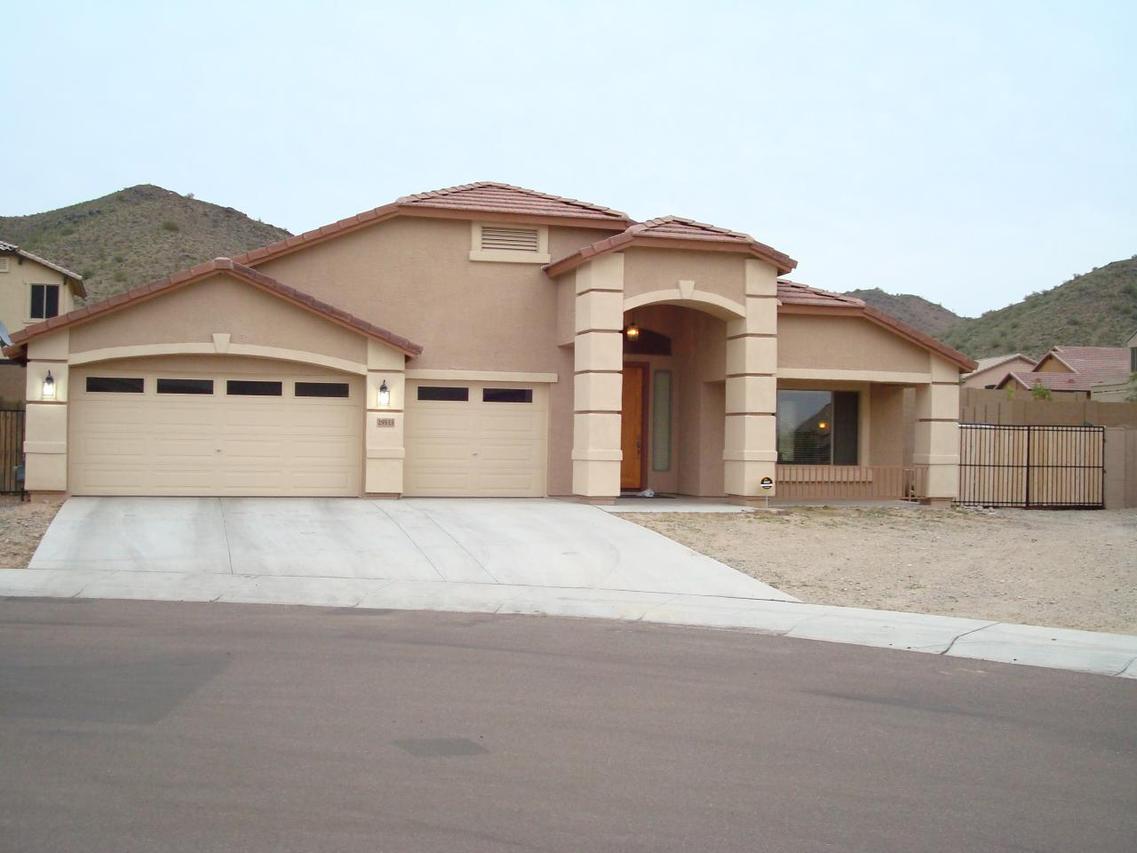 29513 N 21st Ave., Phoenix, AZ 85085