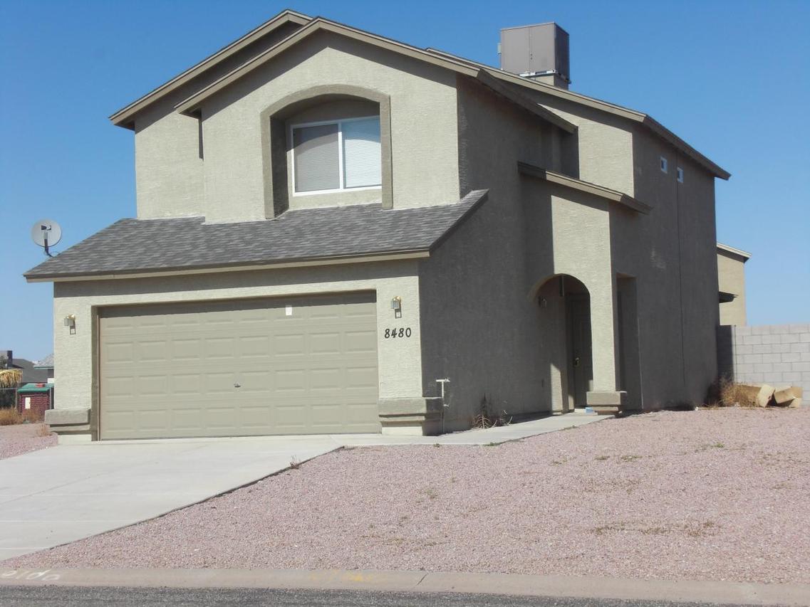 8480 W Oneida Dr., Arizona City, AZ 85123