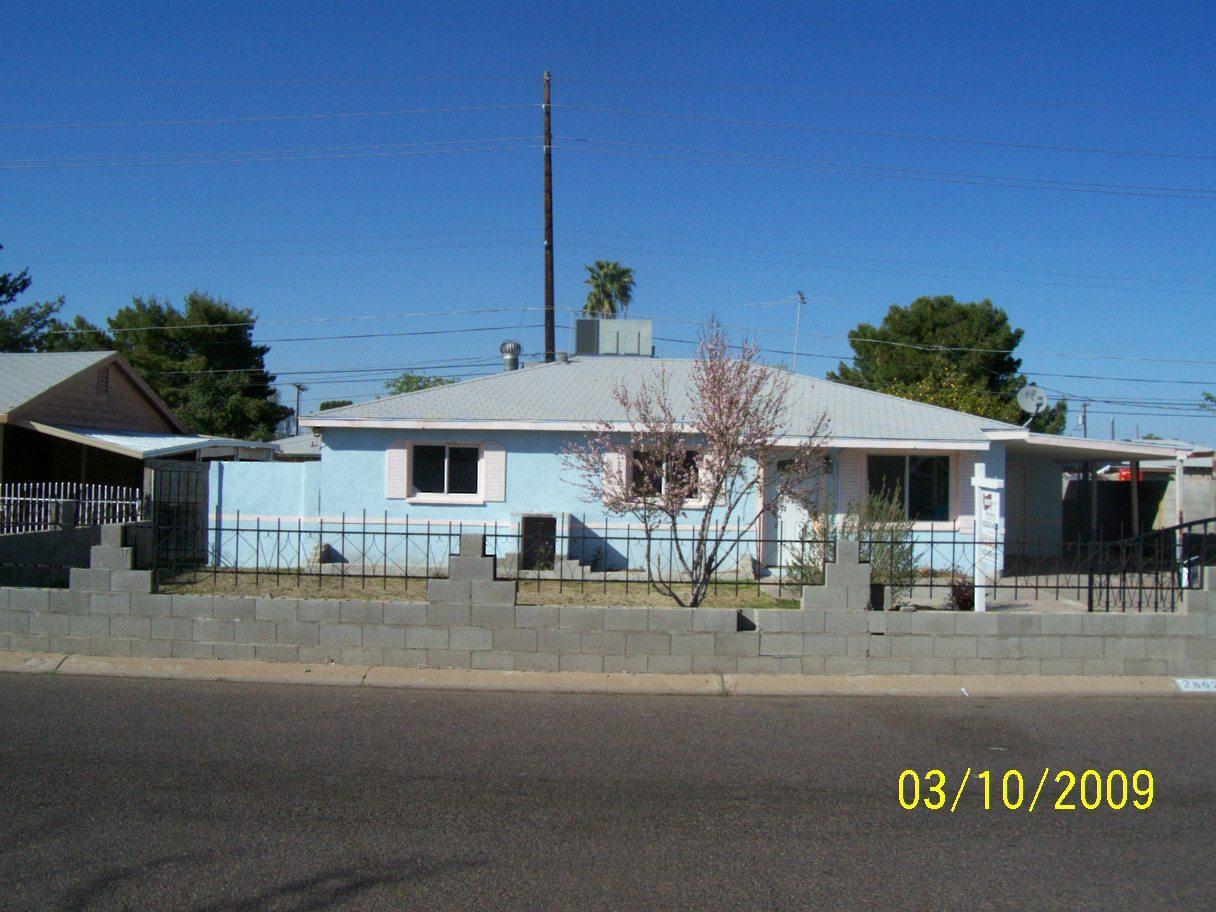 2802 W San Miguel Ave., Phoenix, AZ 85017