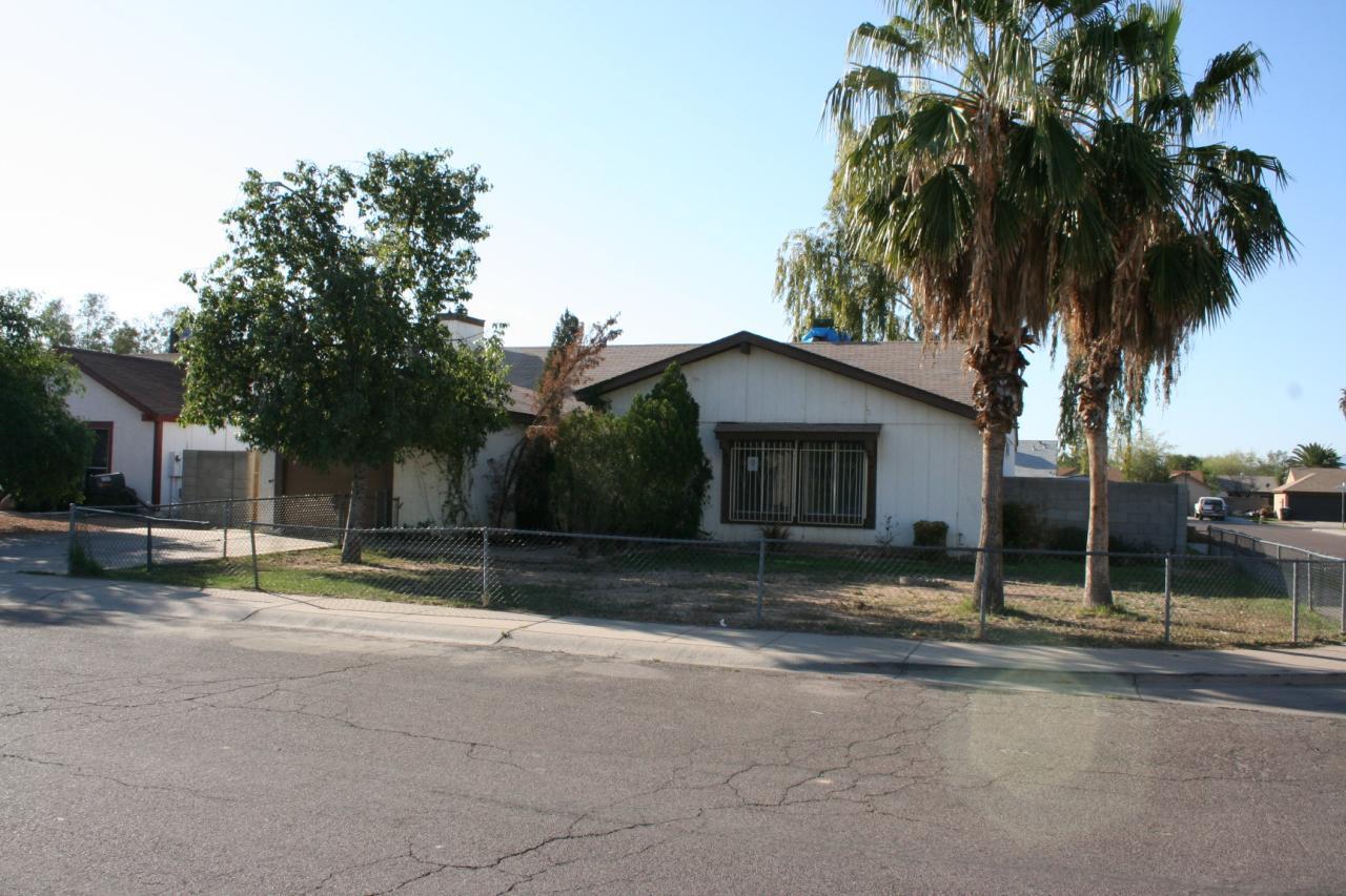 7757 W Meadowbrook Ave., Phoenix, AZ 85033