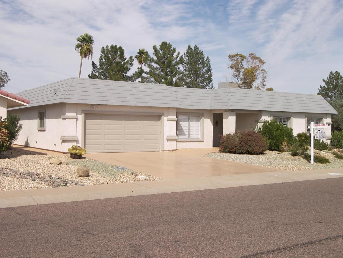 9814 W Lindgren Ave., Sun City, AZ 85373