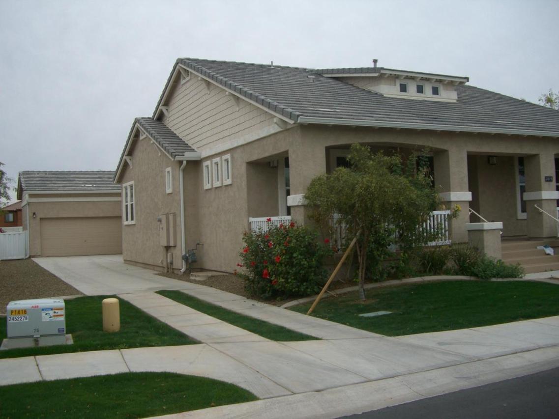 2615 E Valencia St., Gilbert, AZ 85296