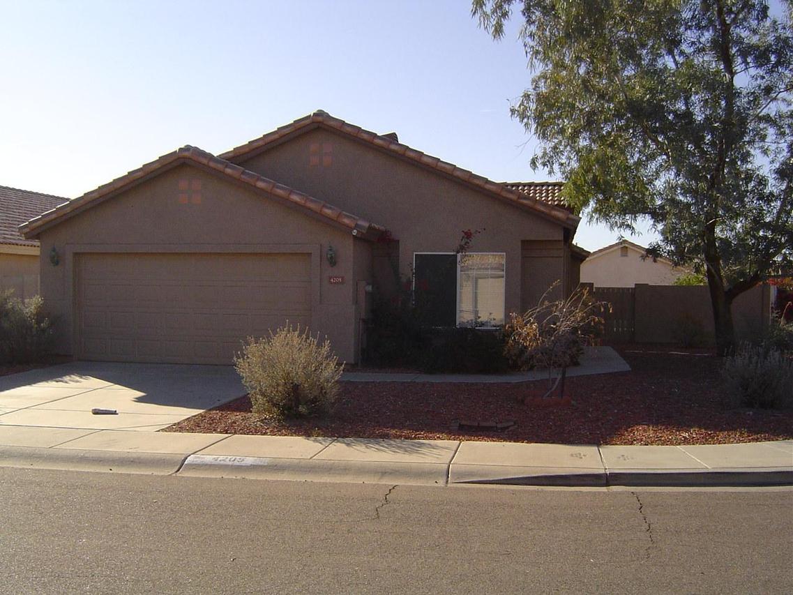 4205 E Graythorn Ave., Phoenix, AZ 85044