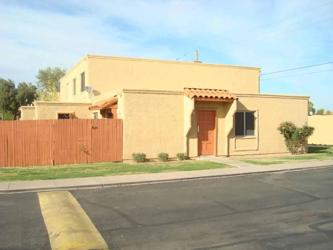 948 S Alma School Rd. #124, Mesa, AZ 85210