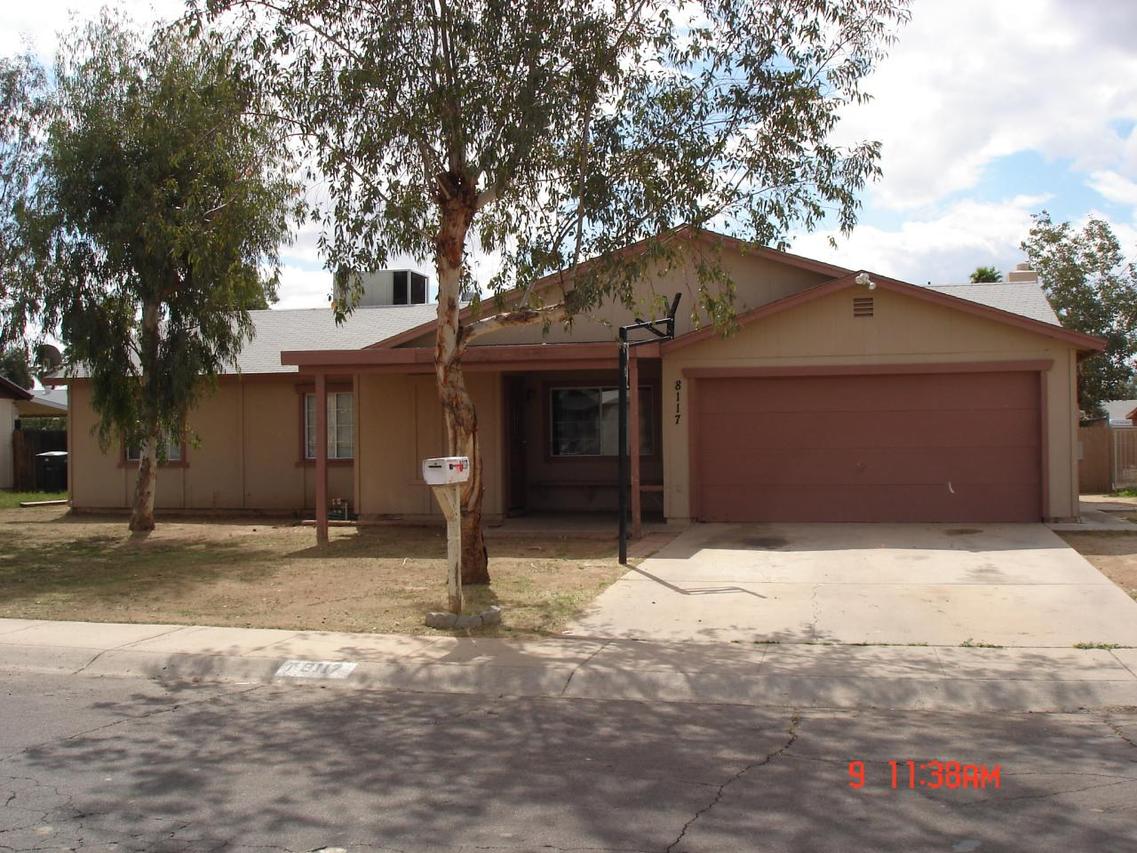 8117 W Highland Ave., Phoenix, AZ 85033