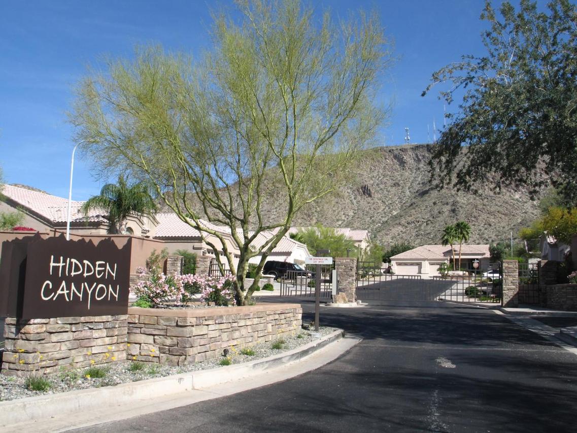 814 E Desert Flower Ln., Phoenix, AZ 85048