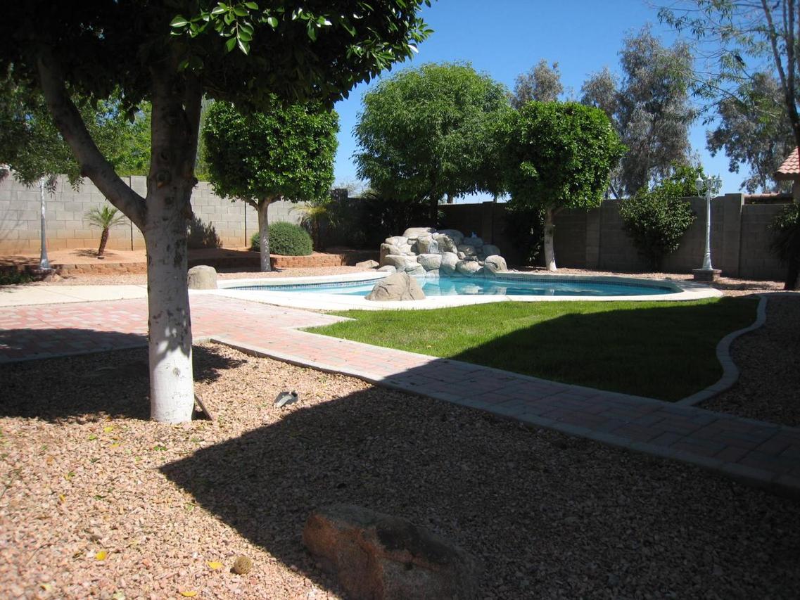 8182 W Tonopah Dr., Peoria, AZ 85382