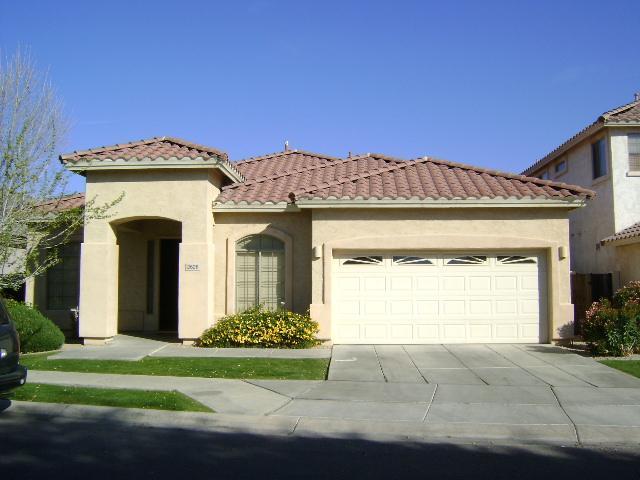 2628 E Carson Rd., Phoenix, AZ 85042