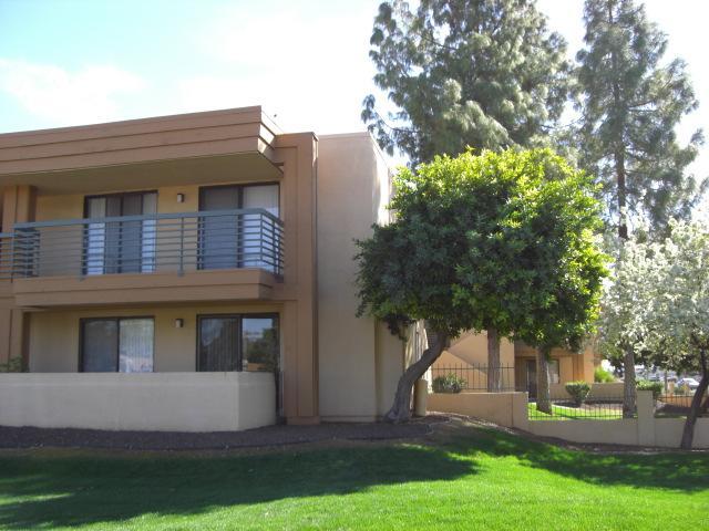 3434 W Danbury Dr. #210, Phoenix, AZ 85053