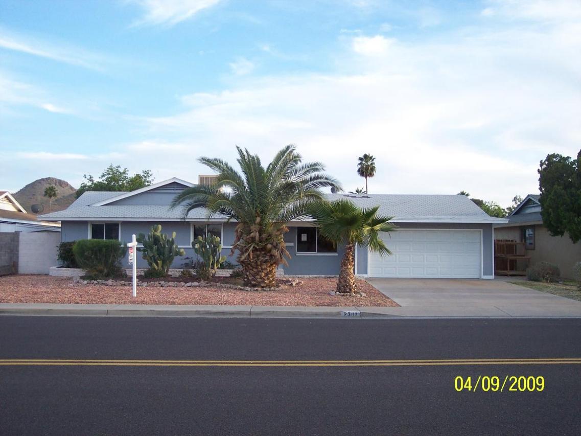 2307 E Greenway Rd., Phoenix, AZ 85022