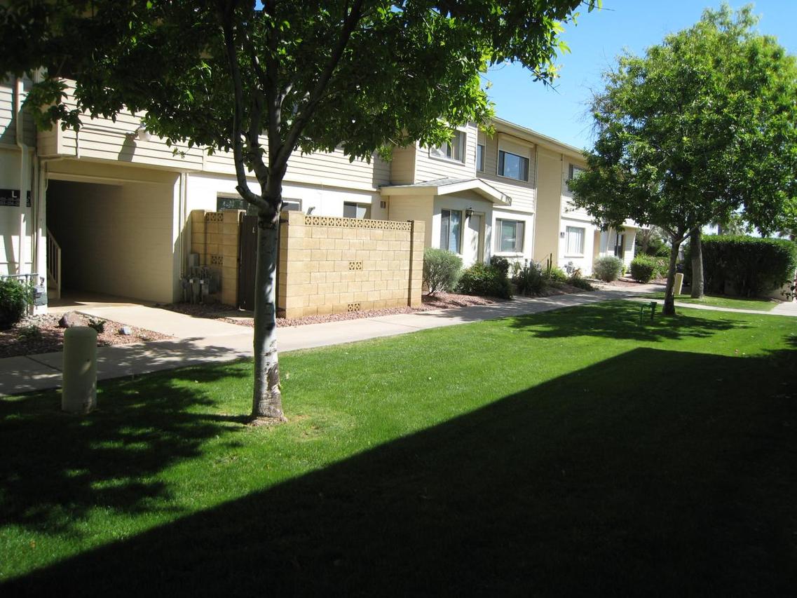 8221 E Garfield St. #L102, Scottsdale, AZ 85257