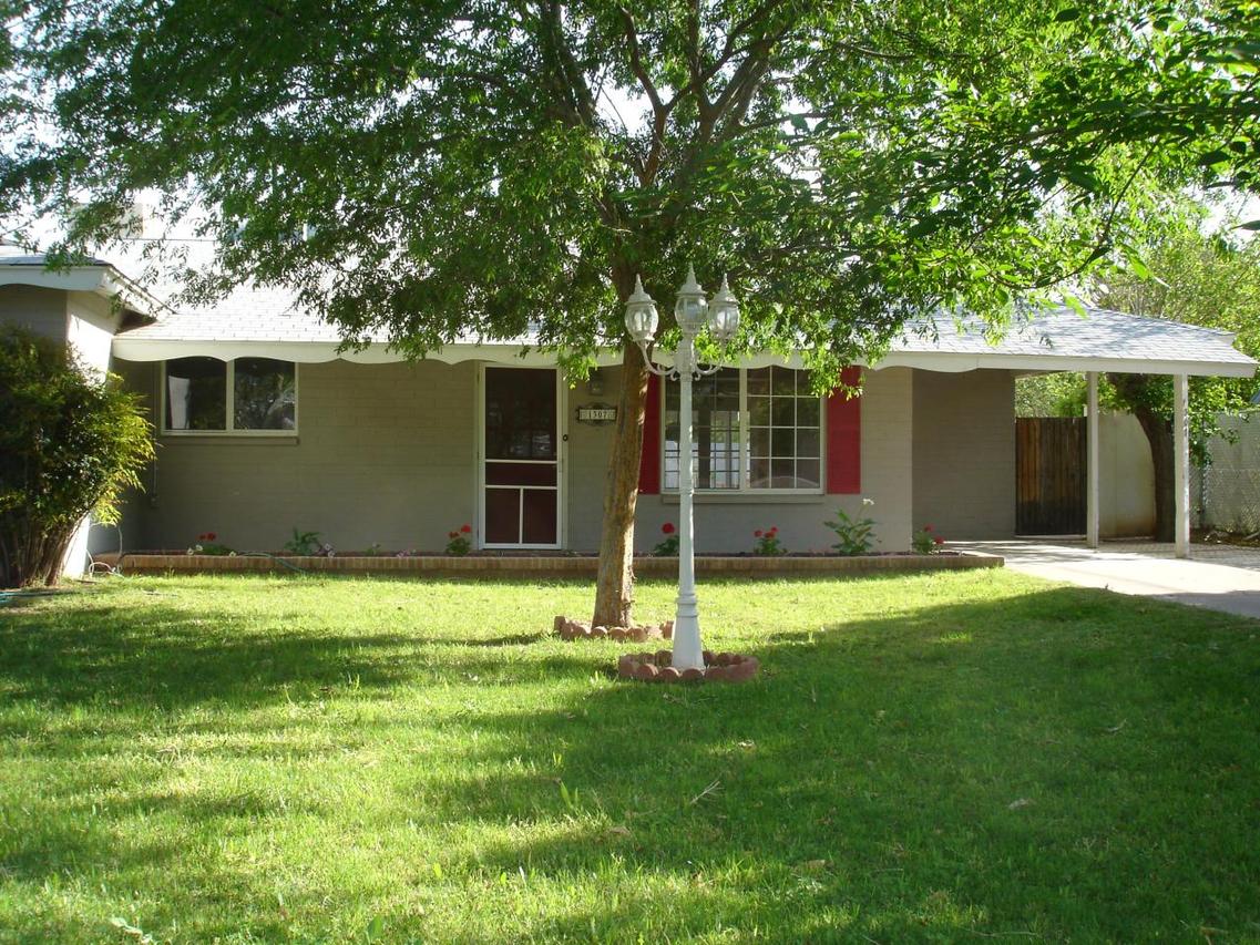 1307 W Lawrence Rd., Phoenix, AZ 85013