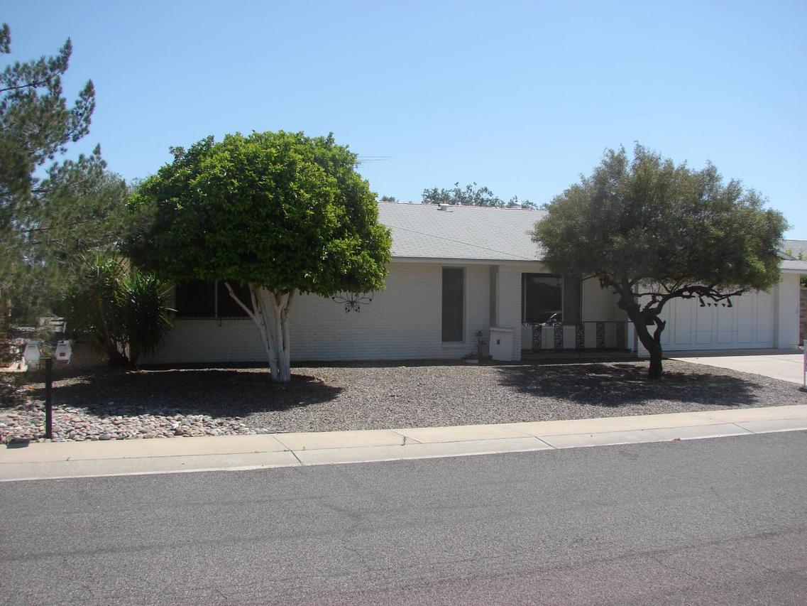 17209 N Lime Rock Dr., Sun City, AZ 85373