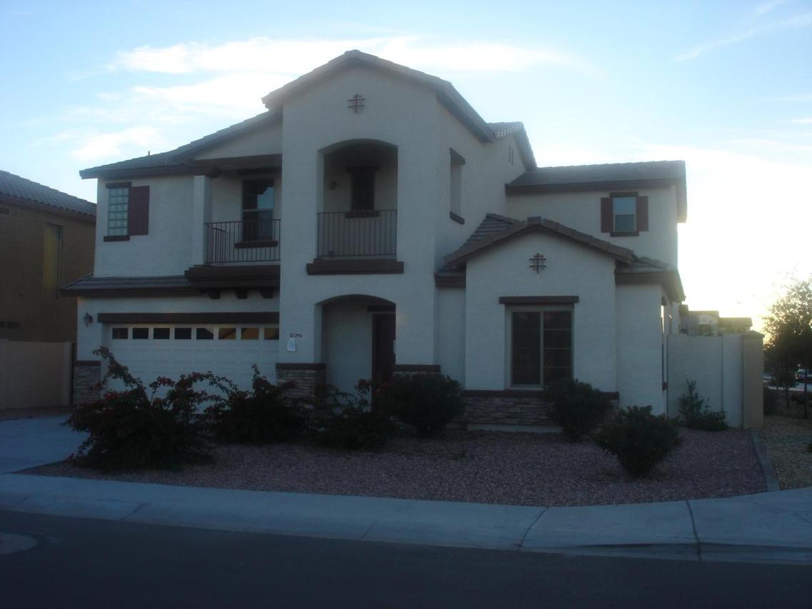2916 S 74th Dr., Phoenix, AZ 85043