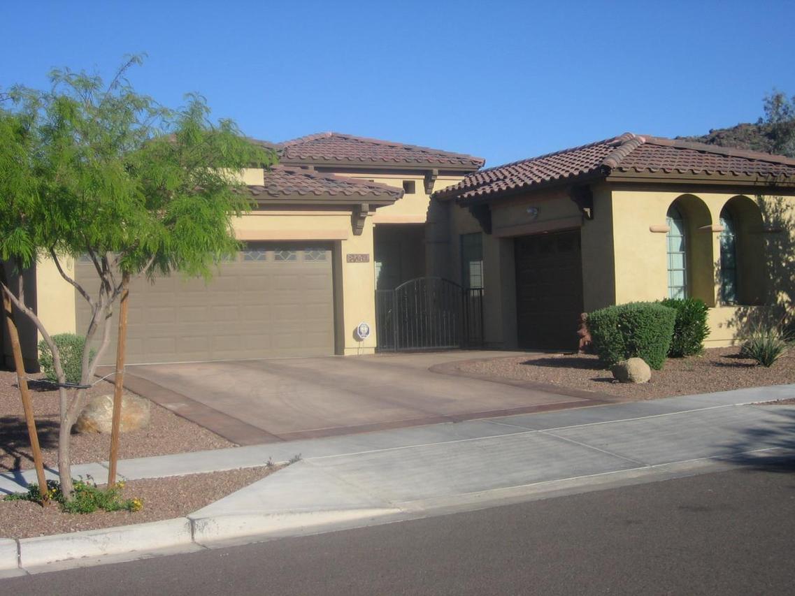 8631 S 22nd St., Phoenix, AZ 85042