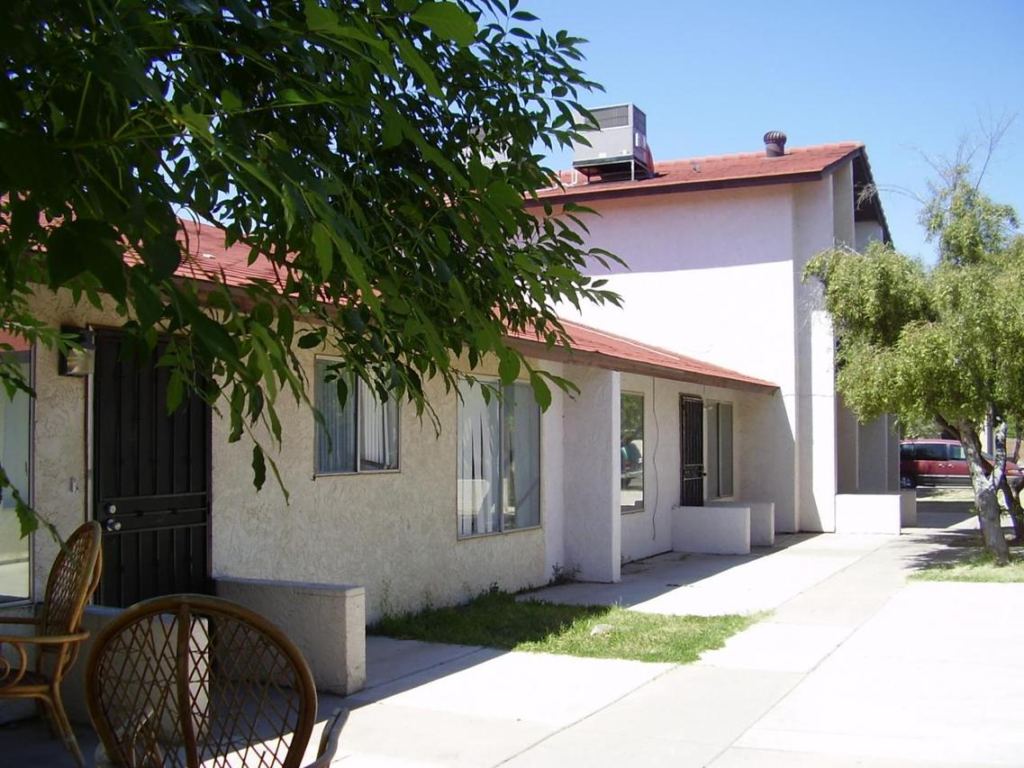 2433 E Waltann Ln., Phoenix, AZ 85032