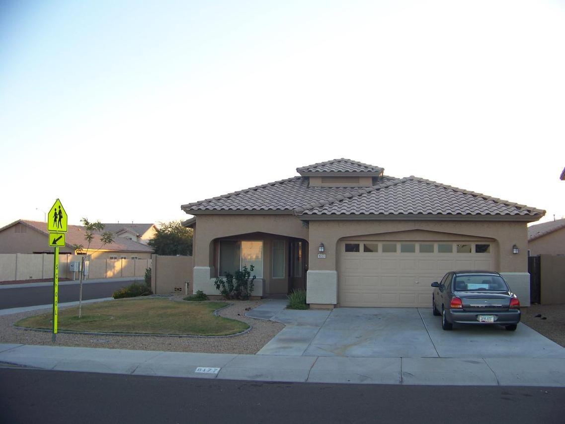 8177 W Deanna Dr., Peoria, AZ 85382