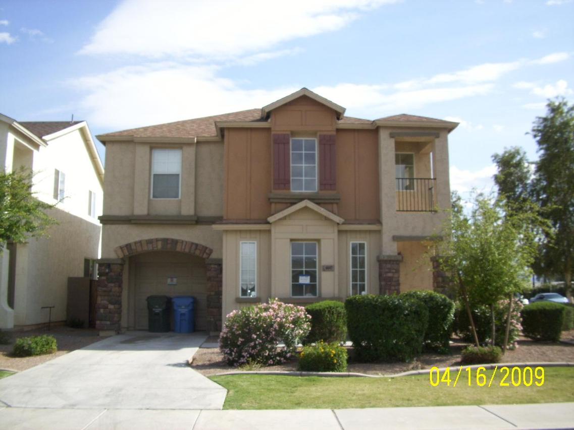 6647 W Fillmore St., Phoenix, AZ 85043