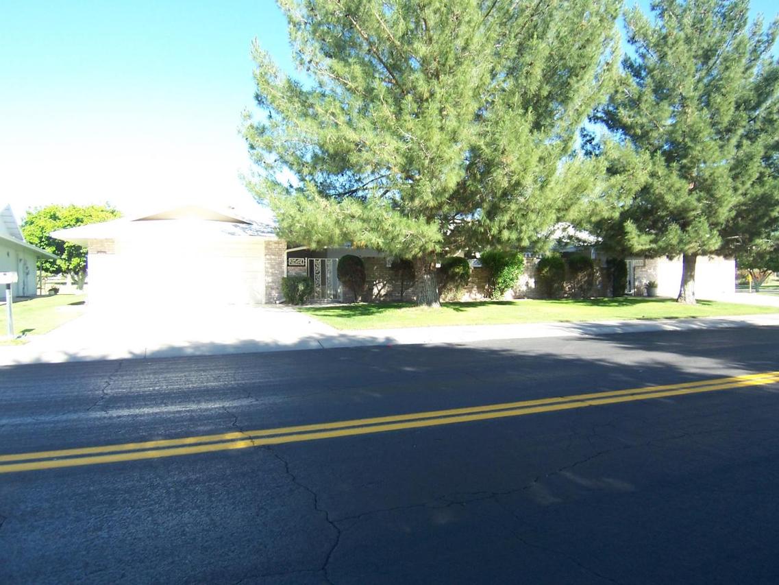 18605 N Conestoga Dr., Sun City, AZ 85373