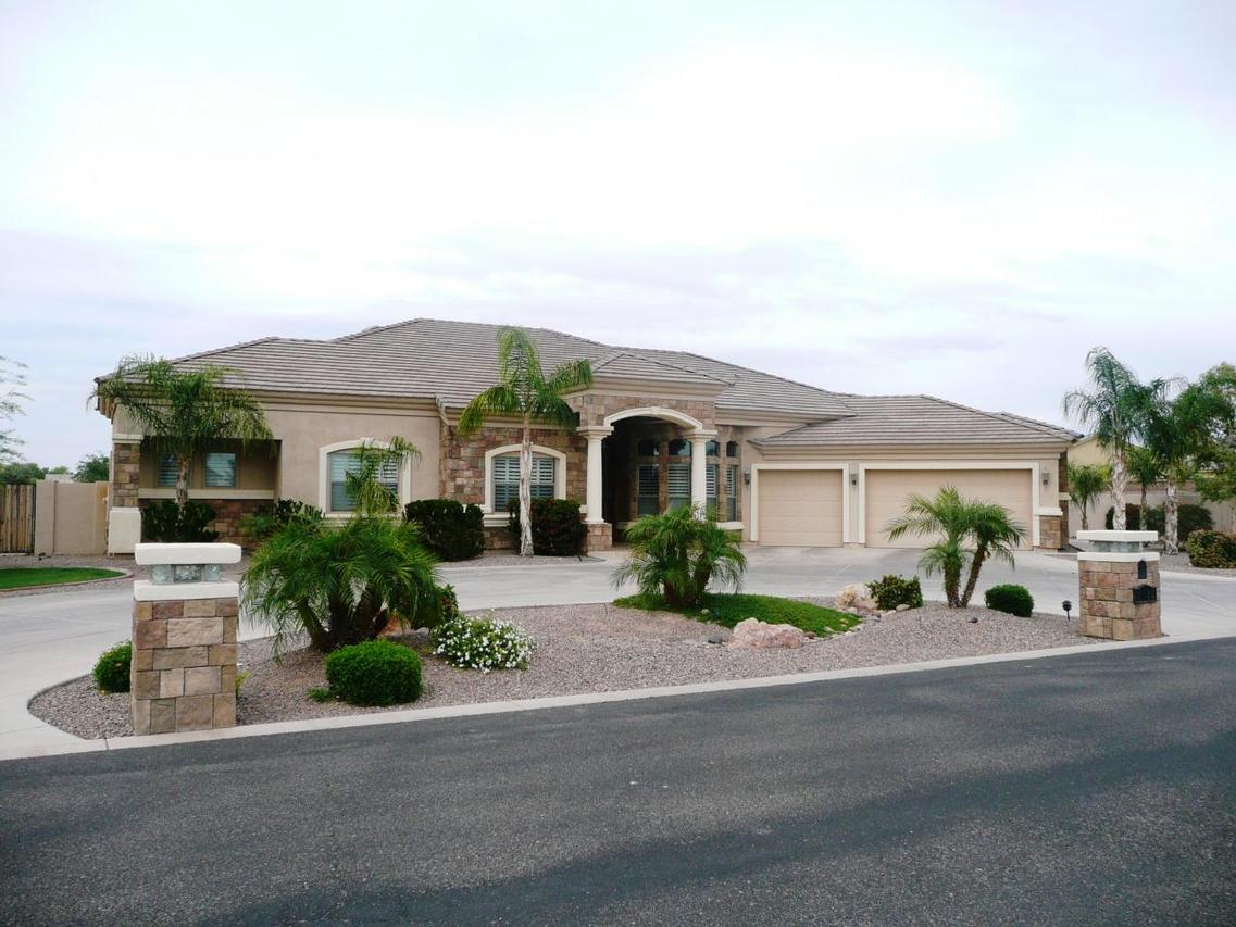 2644 E Calle De Flores, Gilbert, AZ 85298