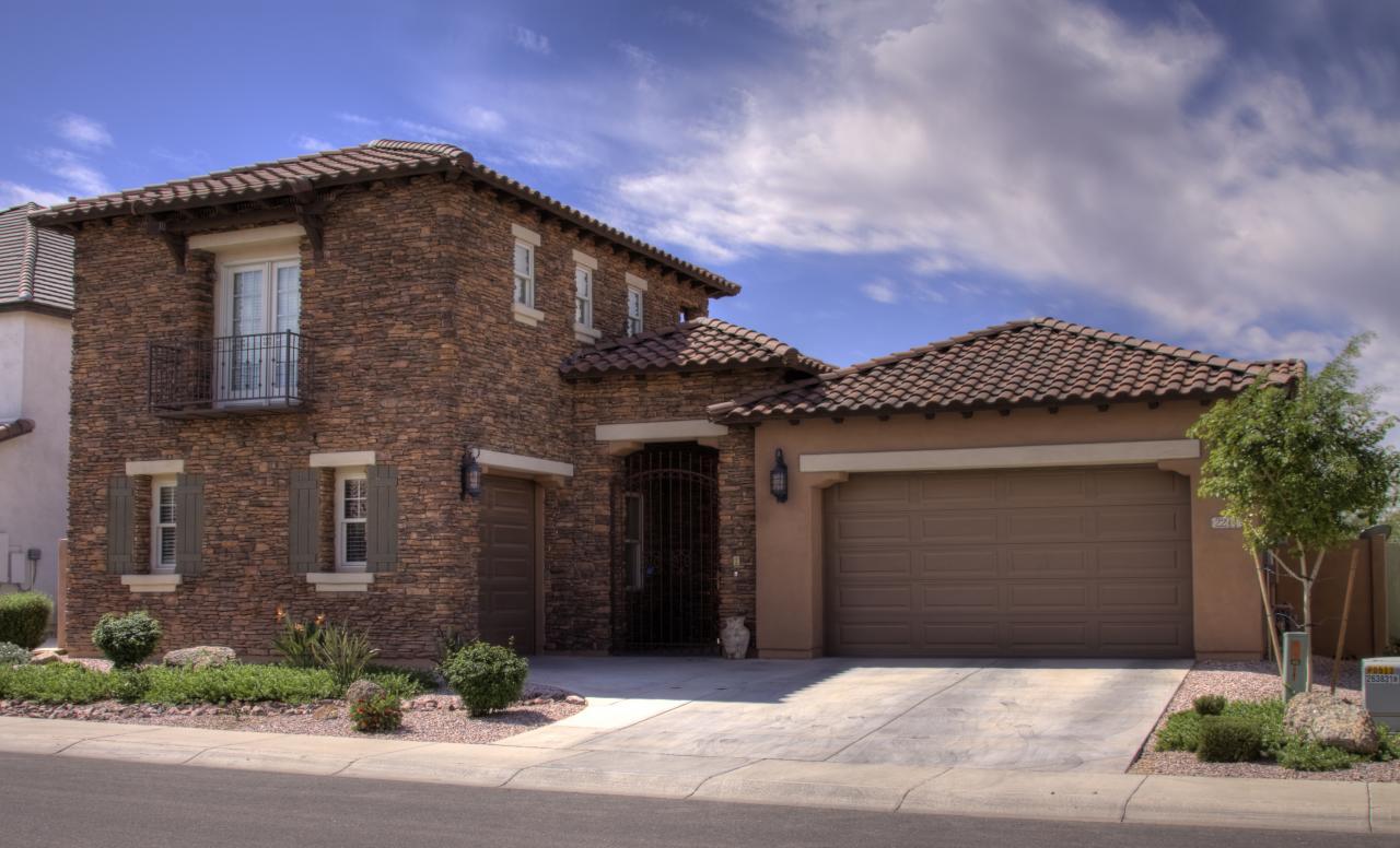 2211 E Azalea Dr., Chandler, AZ 85249