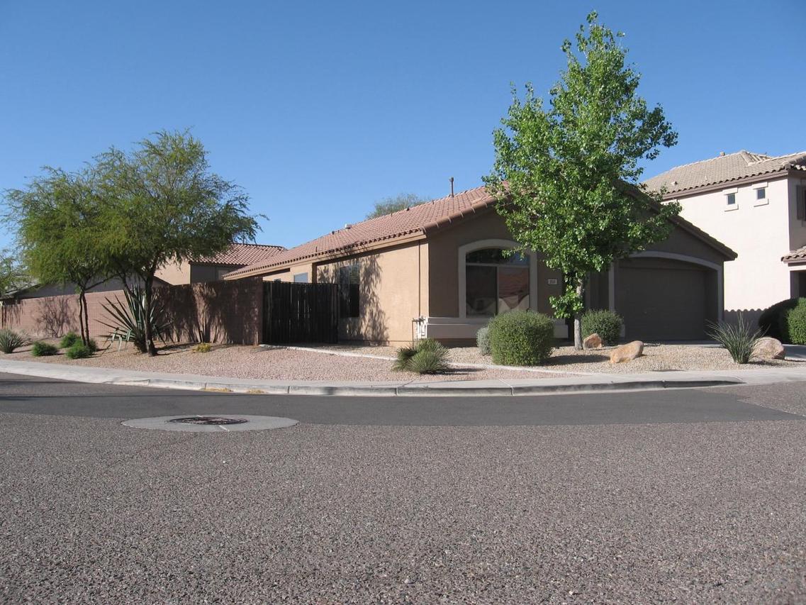 2511 W Hedgehog Pl., Phoenix, AZ 85085