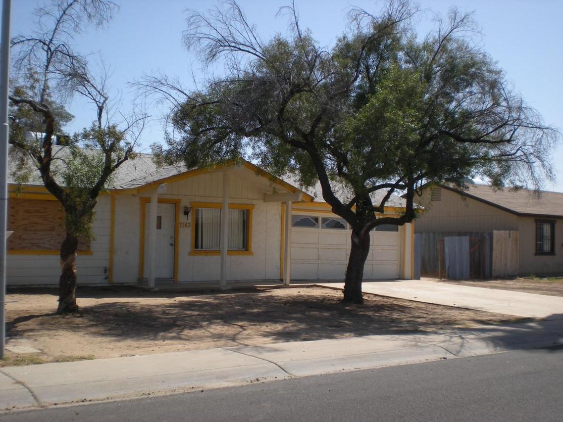 7143 W Holly St., Phoenix, AZ 85035