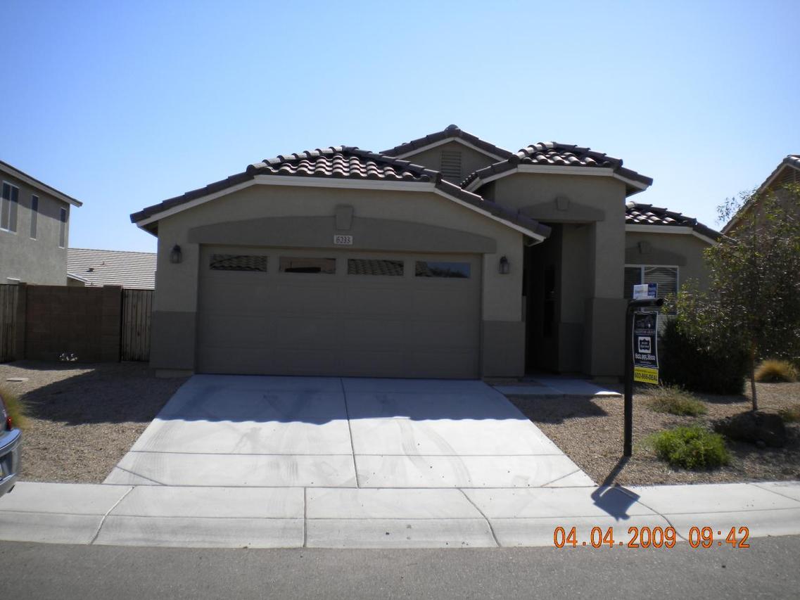 6233 S 20th Glen, Phoenix, AZ 85041