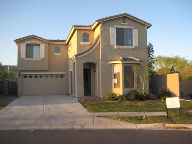 1801 E Donner Dr., Phoenix, AZ 85042